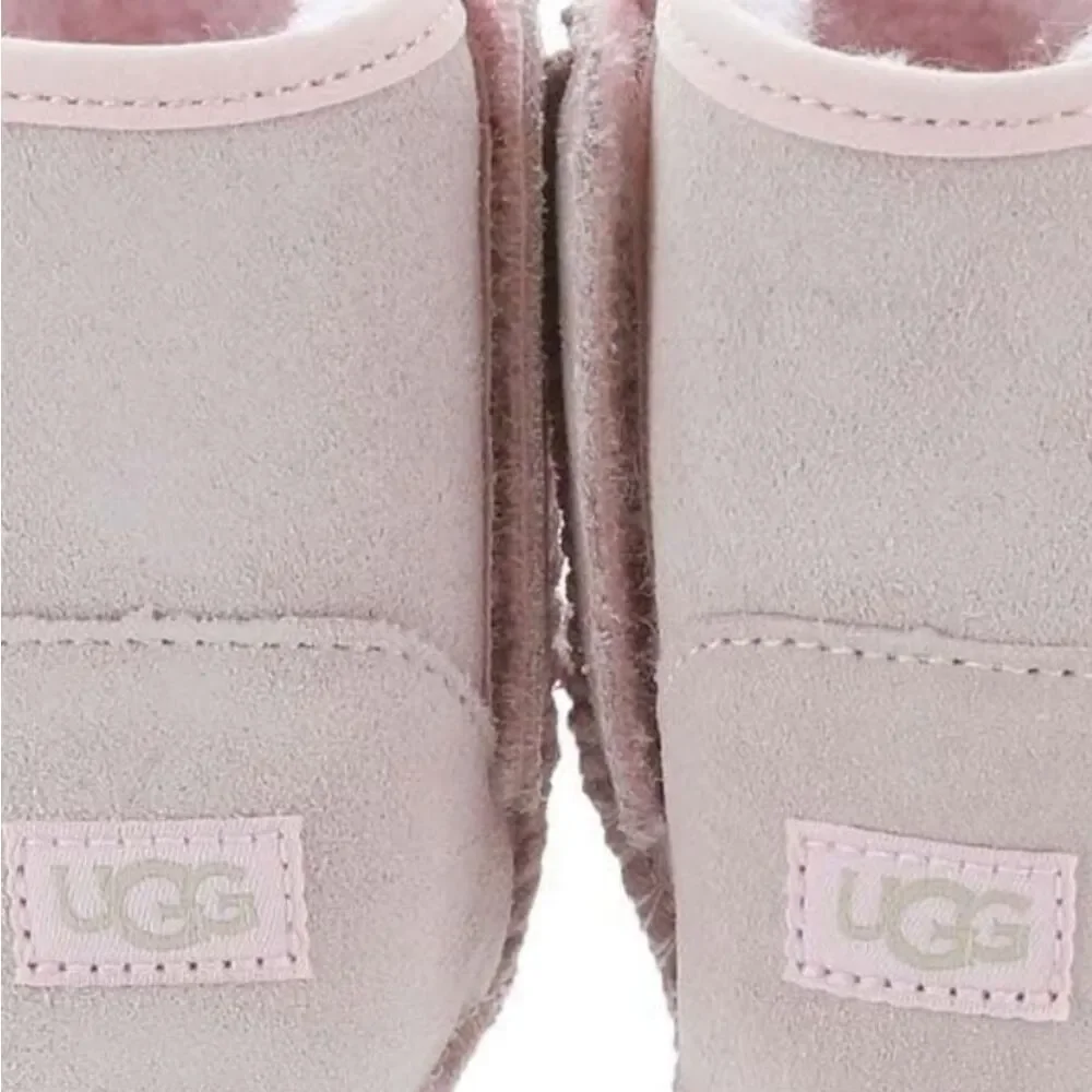 UGG‎ Baby Classic Fashion Boot & Lovey Gift Set- Ribbon Candy